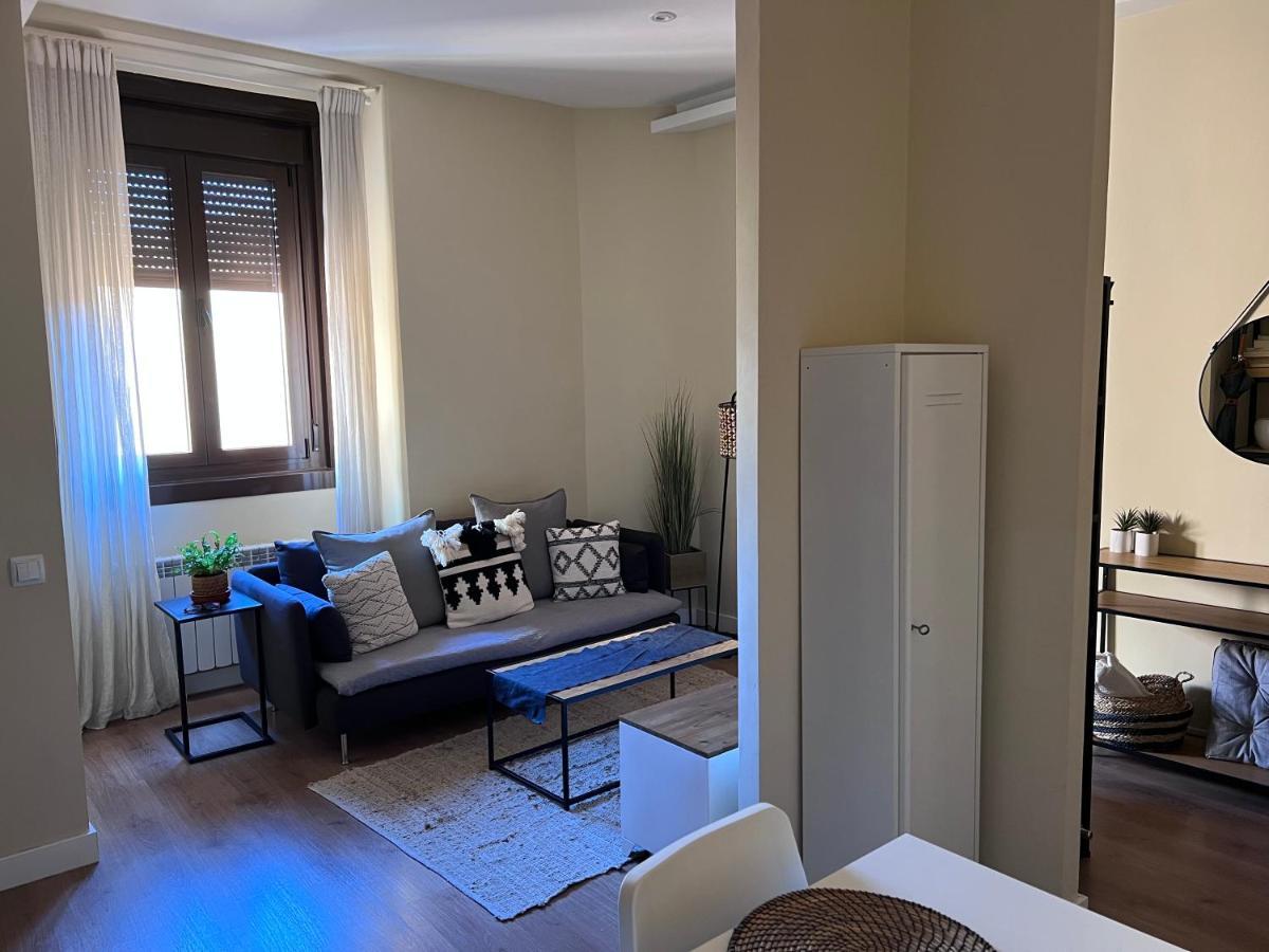 Apartment In Monumental Square Madrid Center 외부 사진