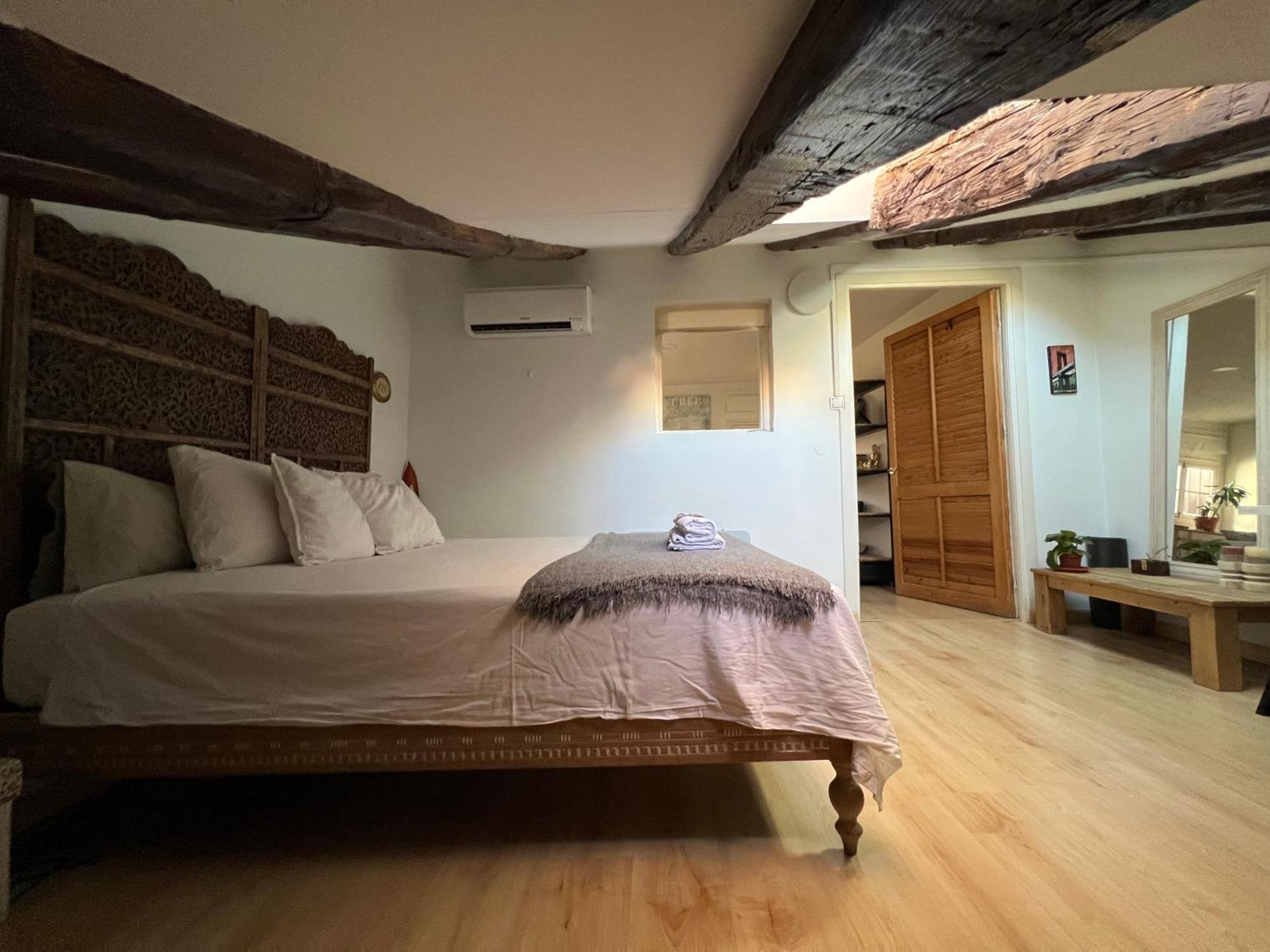 Apartment In Monumental Square Madrid Center 외부 사진