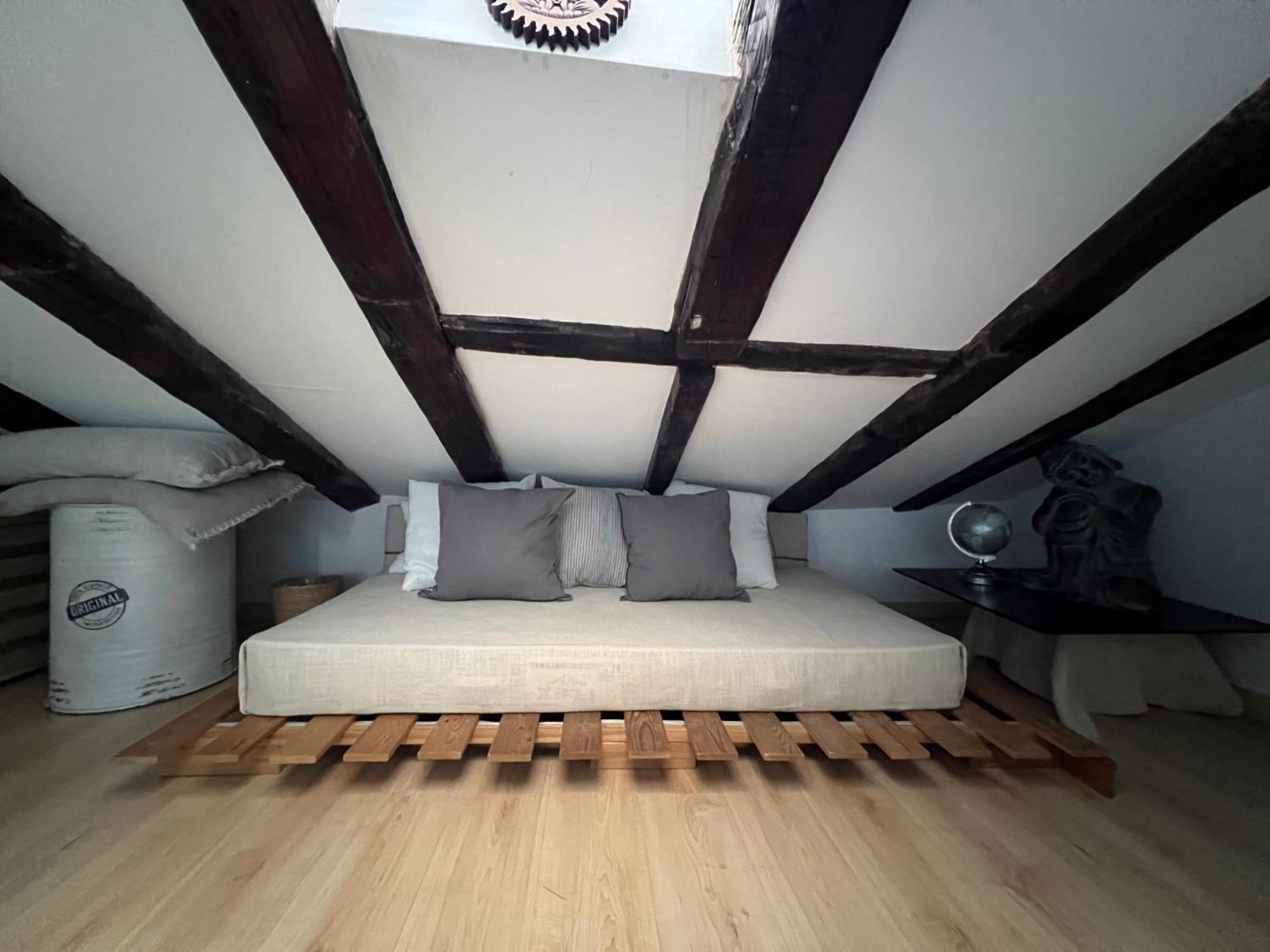 Apartment In Monumental Square Madrid Center 외부 사진