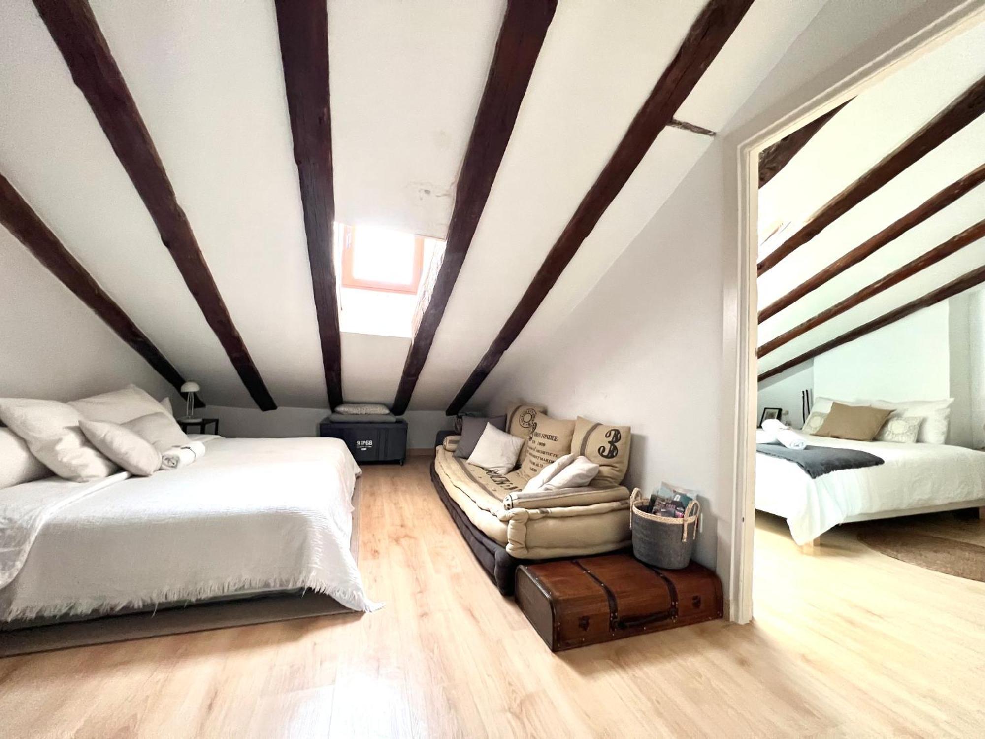 Apartment In Monumental Square Madrid Center 객실 사진